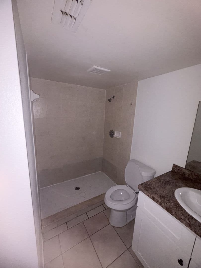 Cape Coral Apartment: 5004 Chiquita Blvd S