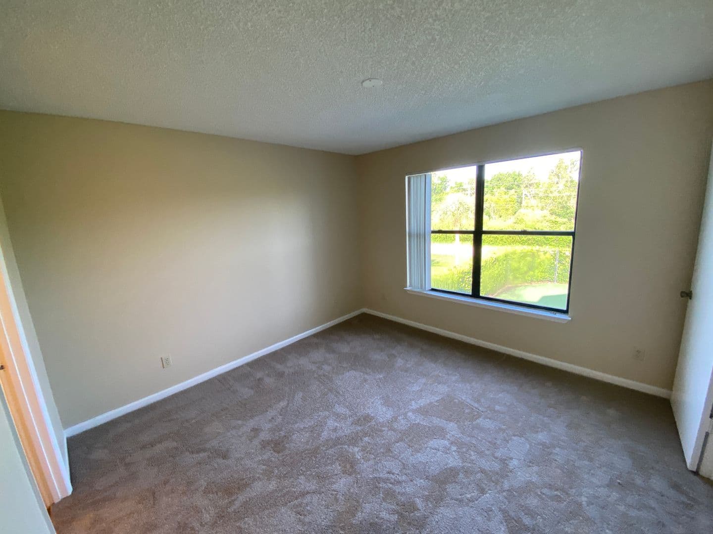 Fort Myers Apartment: 13525 Eagle Ridge Dr #634