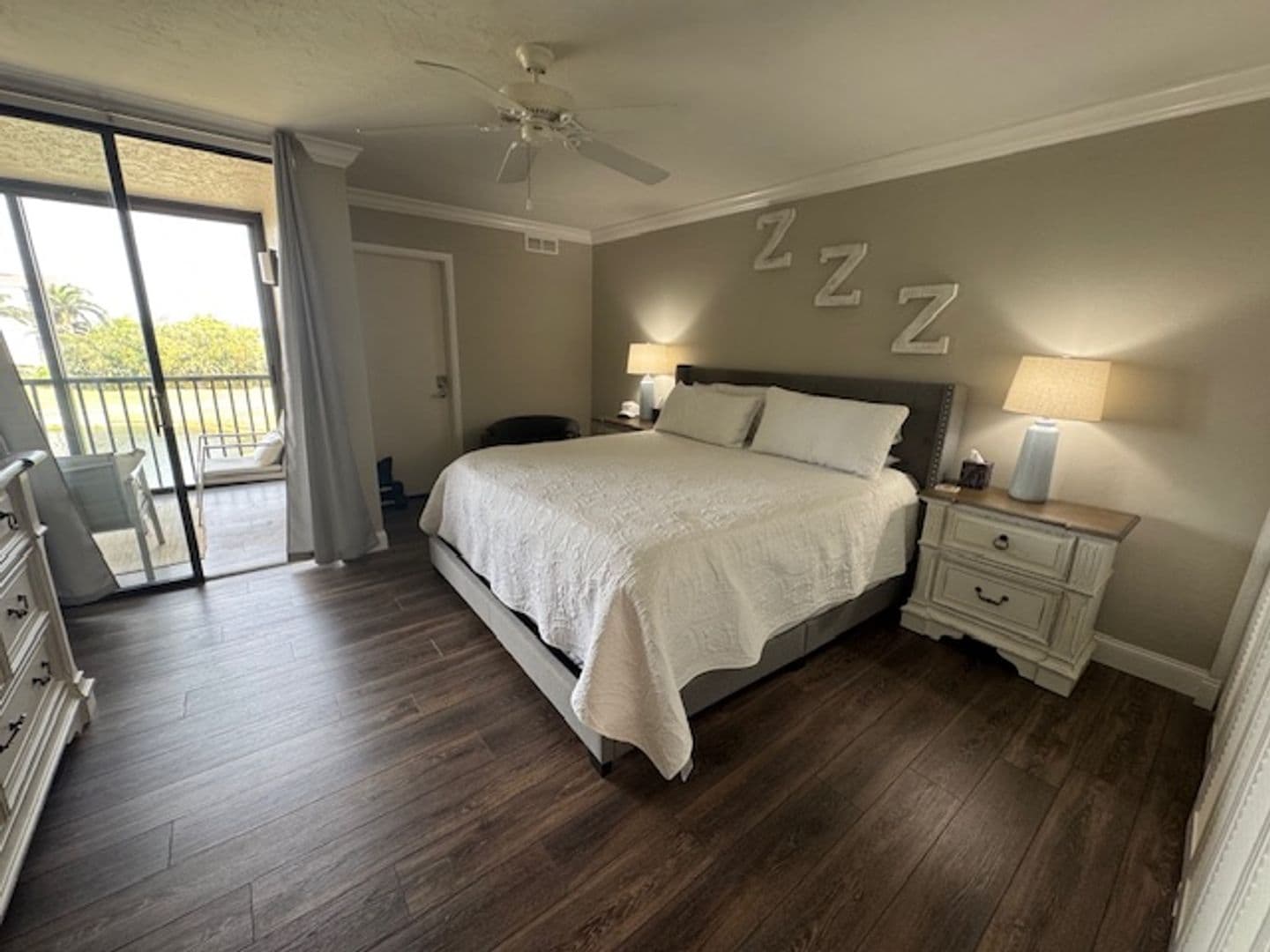 Fort Myers Condo: 4612 Flagship Dr #305