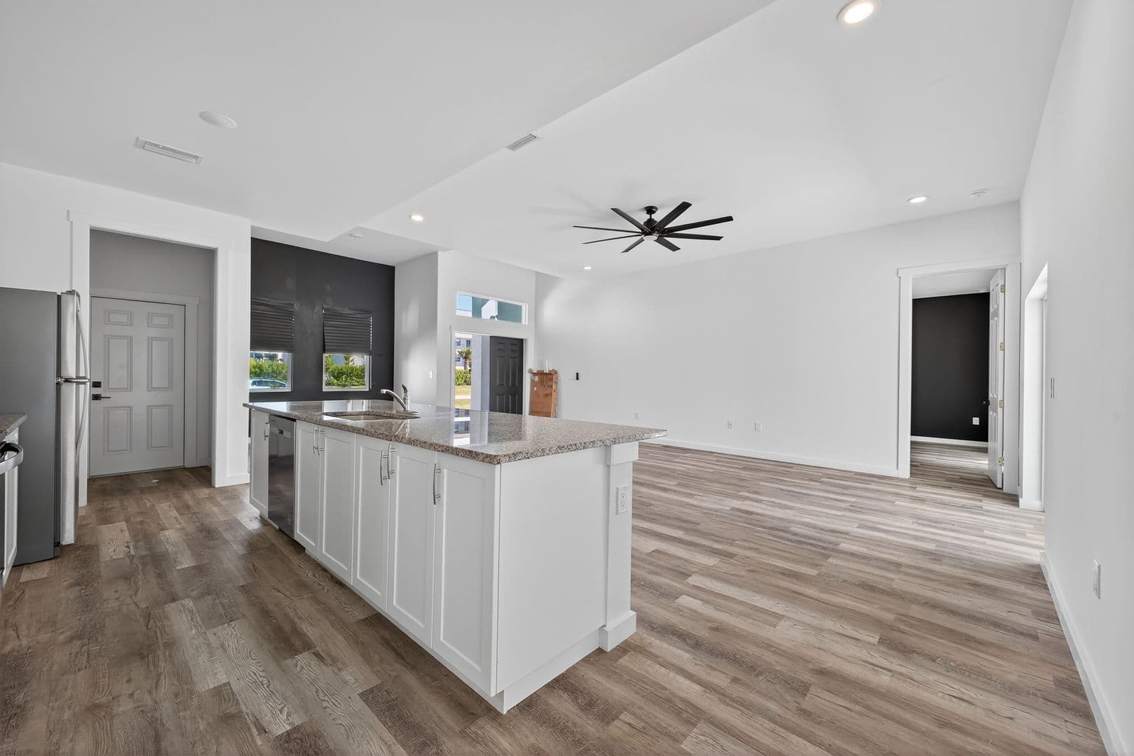 CAPE CORAL House: 424 NW 4TH TER