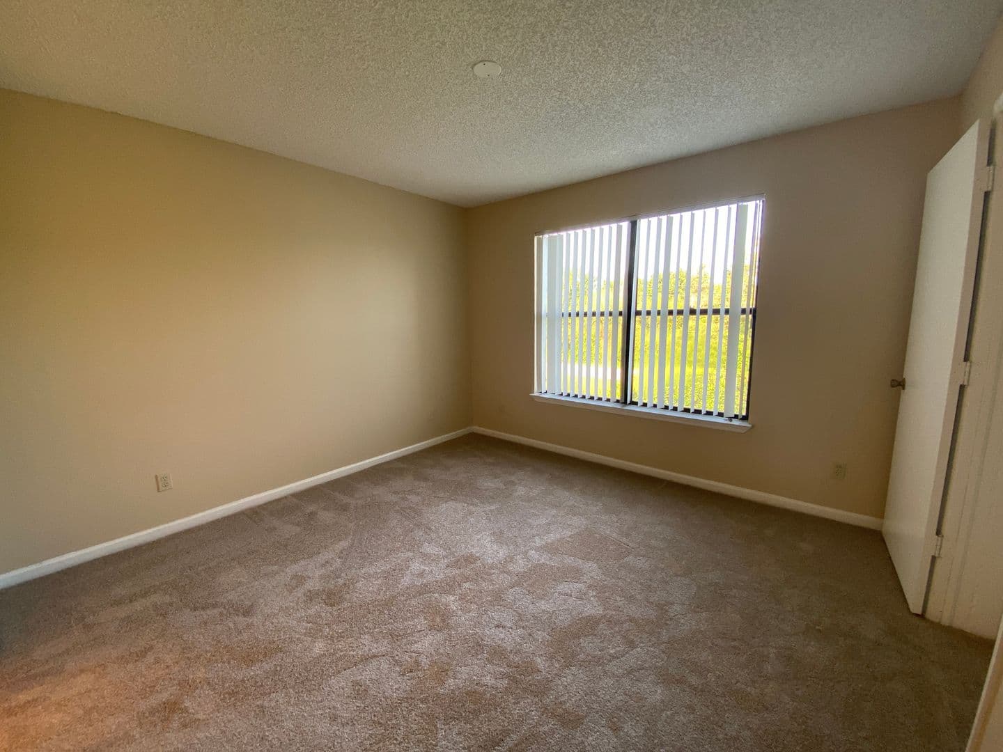 Fort Myers Apartment: 13525 Eagle Ridge Dr #634