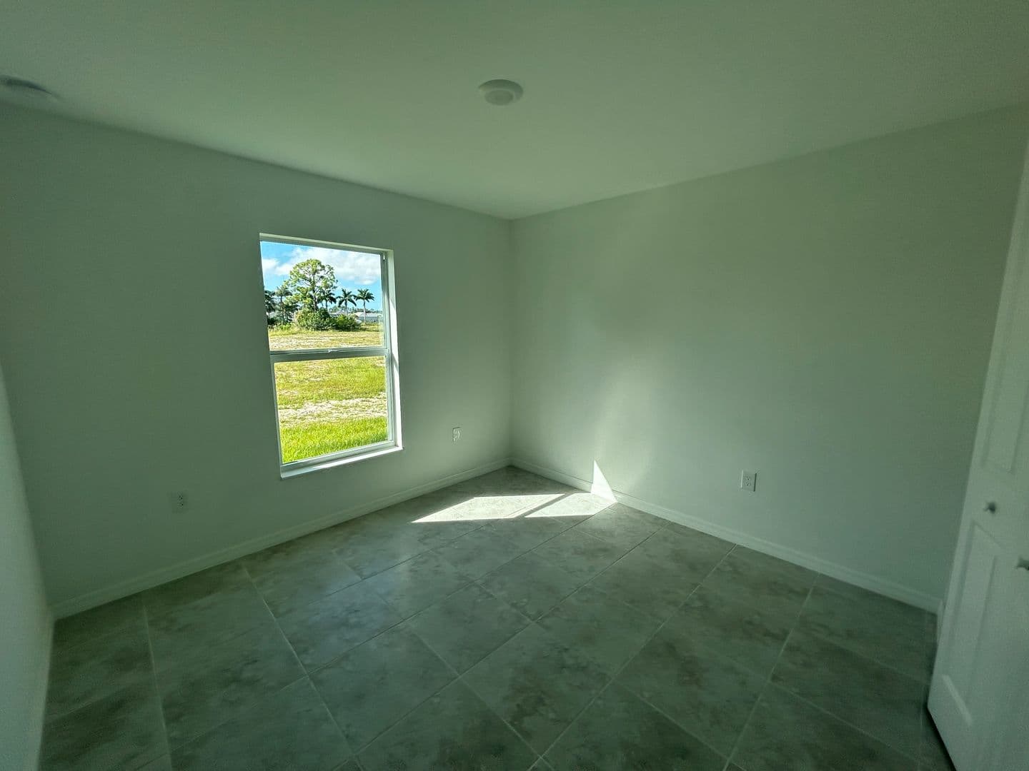 Cape Coral House: 3705 NE 12 Place C
