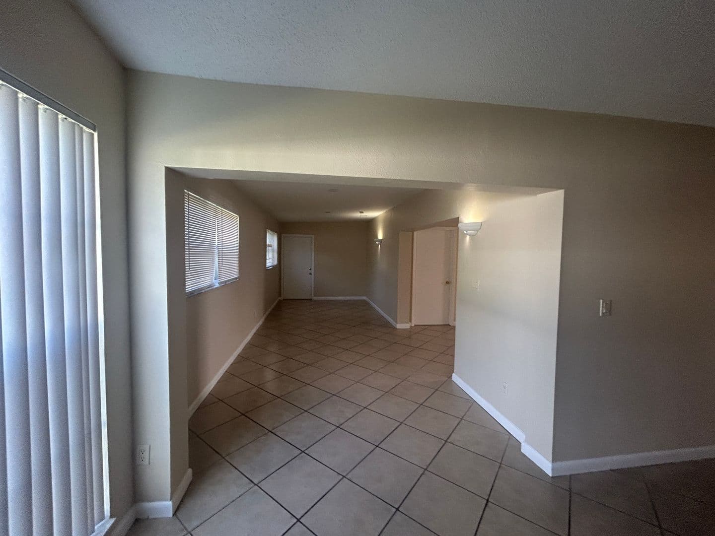 North Fort Myers House: 1002 Jolly Road