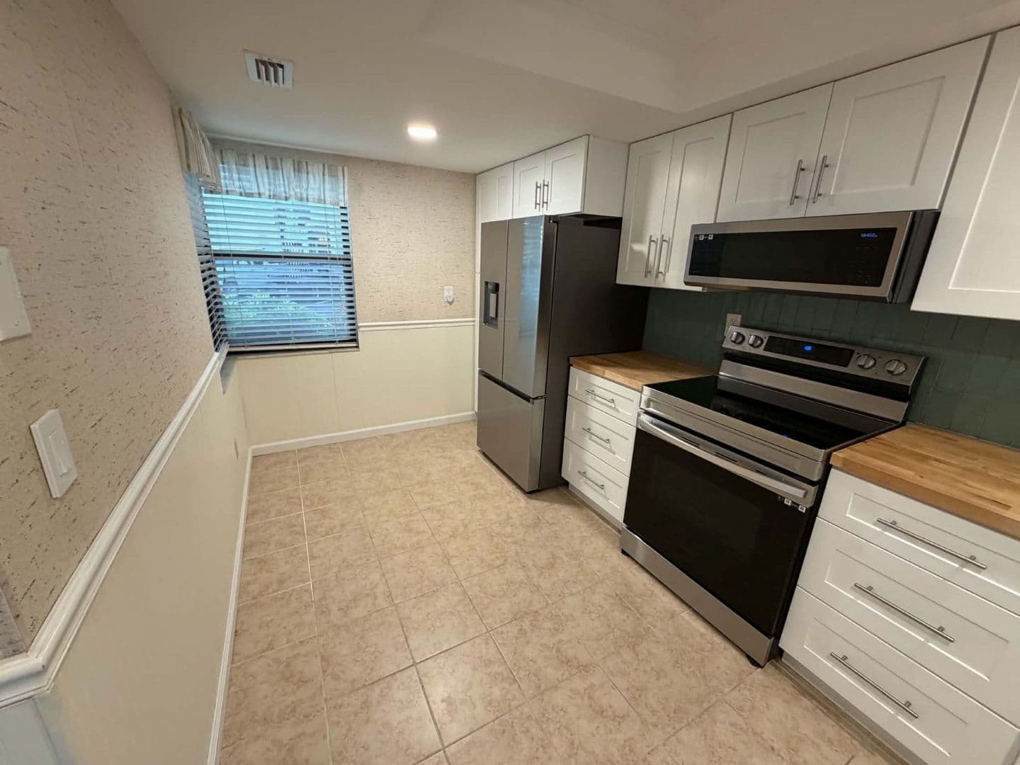 Port Charlotte House: 2000 Forrest Nelson Blvd #G2