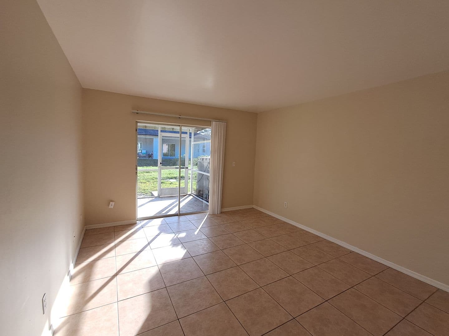 Lehigh Acres Apartment: 133-135 Meadow Road