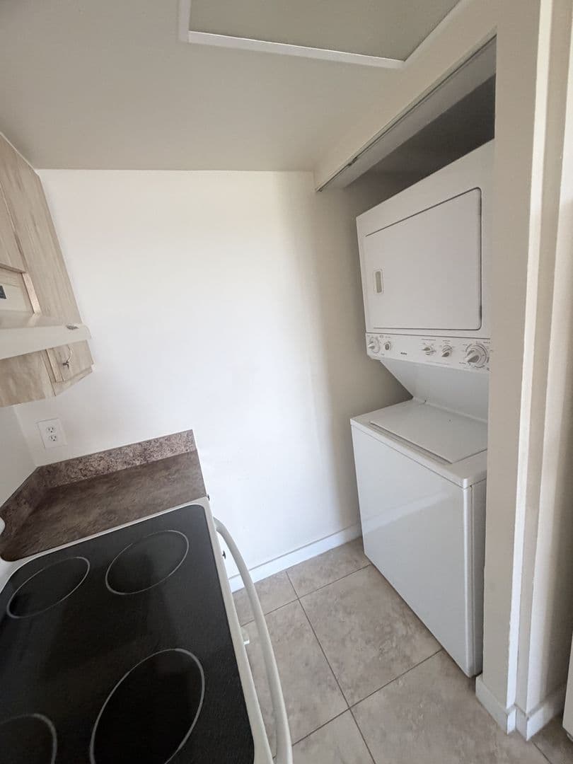 Cape Coral Apartment: 5004 Chiquita Blvd S