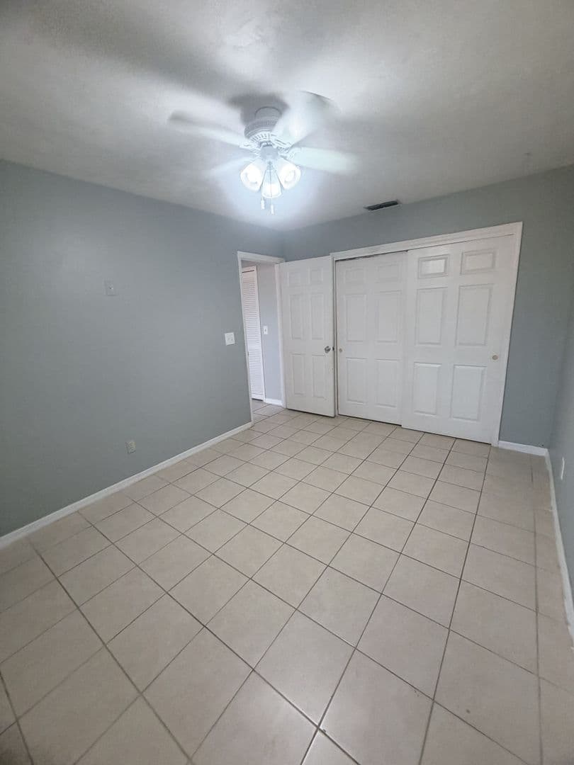 Cape Coral Apartment: 708 SE 47th St