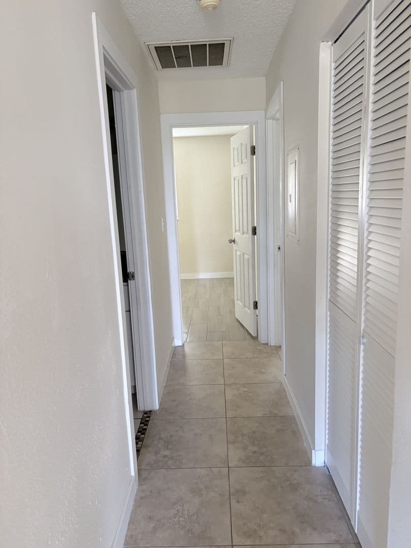 Cape Coral Apartment: 5004 Chiquita Blvd S