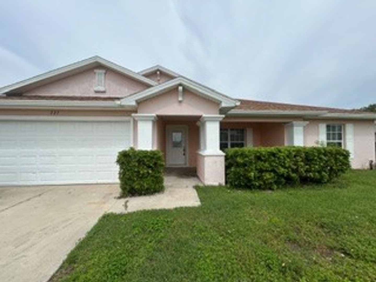 Cape Coral Apartment: 227 NW 3rd Terrace - 227 NW 3rd Terrace-Annual
