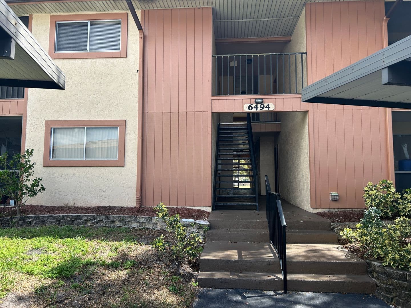 Fort Myers House: 6494 Royal Woods Dr 2
