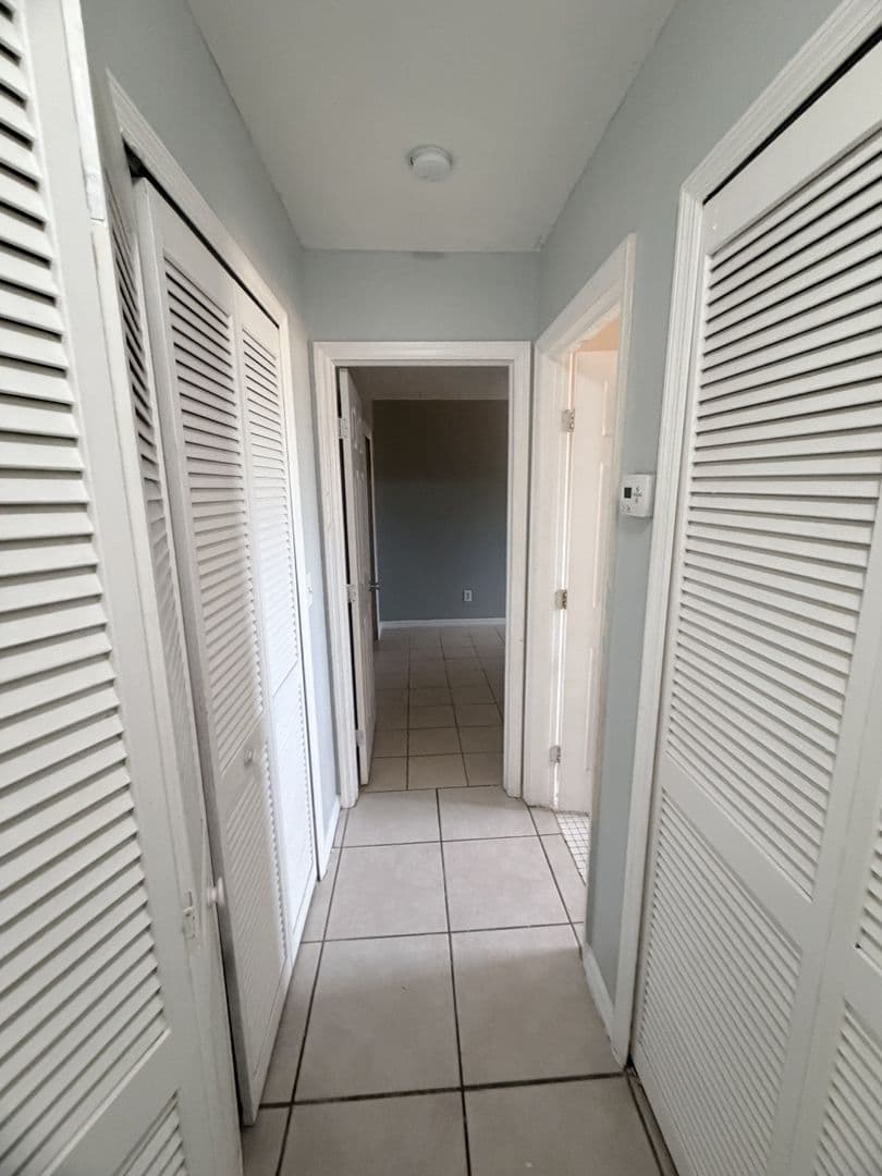 Cape Coral Apartment: 708 SE 47th St