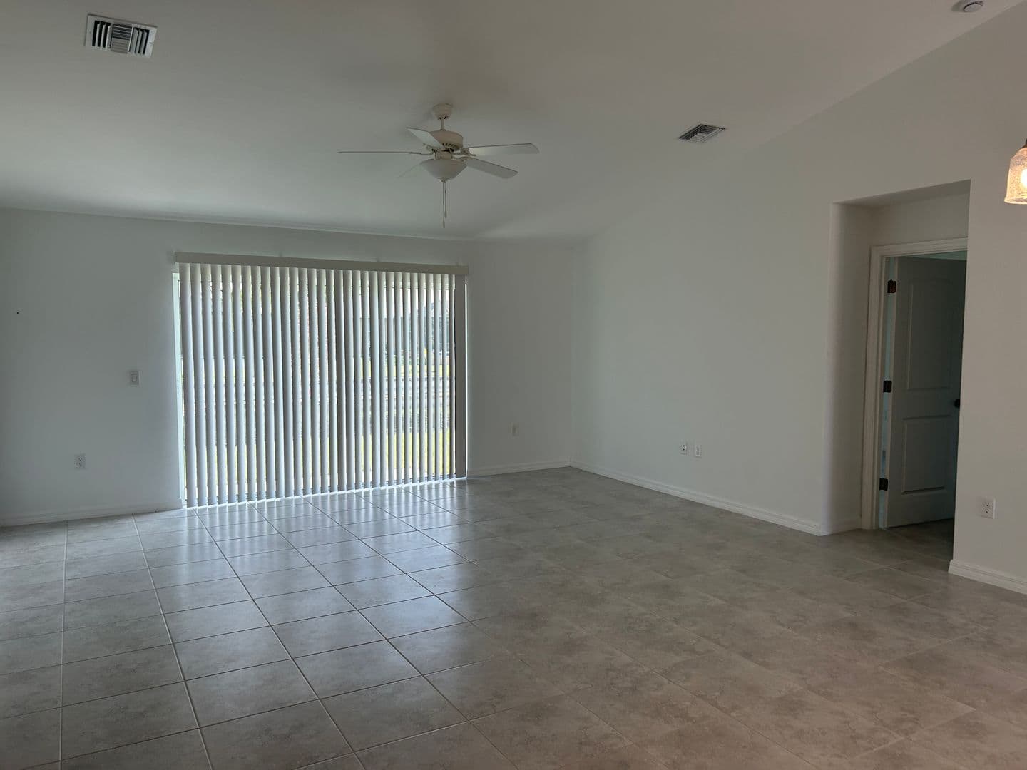 Cape Coral House: 2825 NW 25th Lane