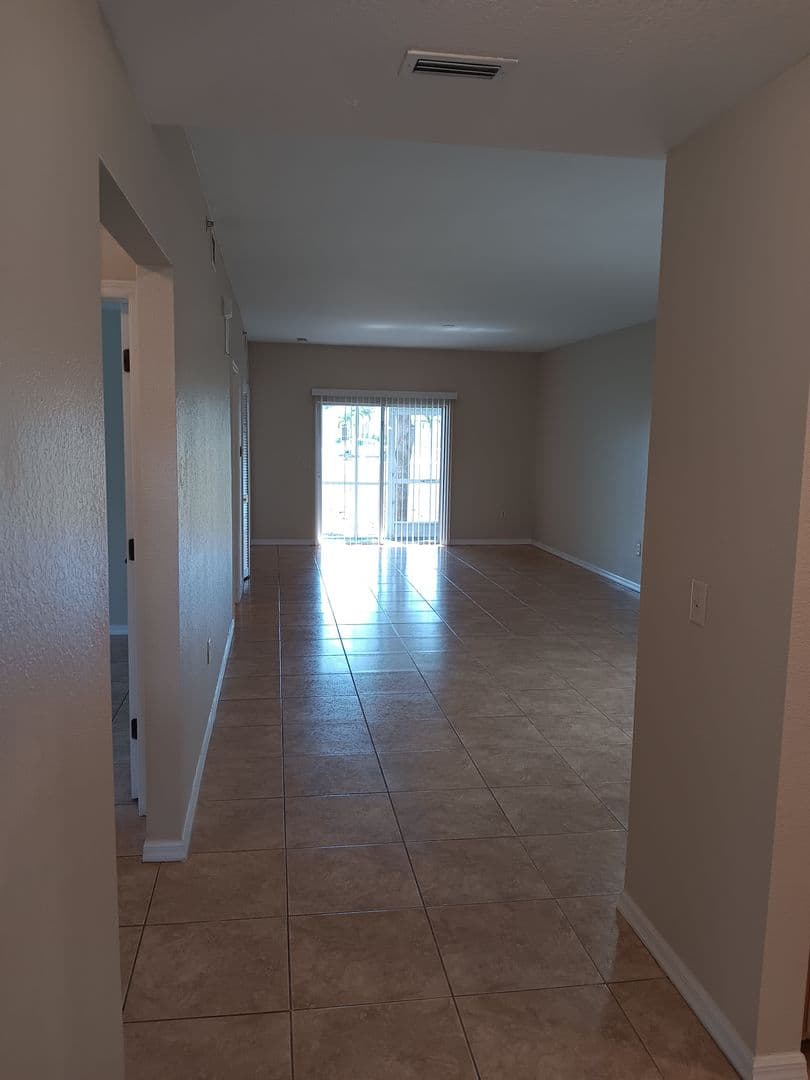 Cape Coral Apartment: 1328 SE 8th Ave