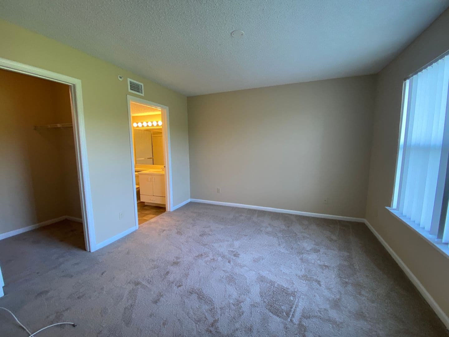 Fort Myers Apartment: 13525 Eagle Ridge Dr #634