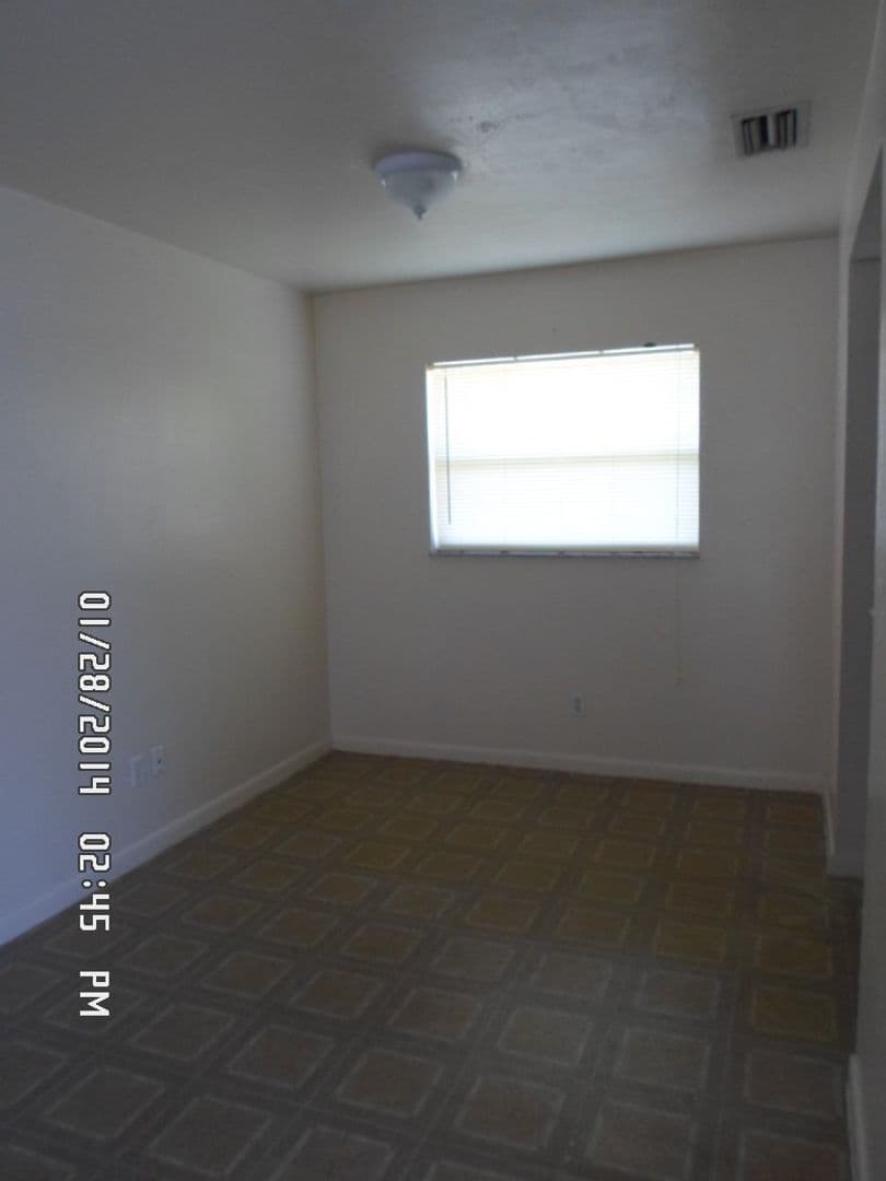 Cape Coral Apartment: 233 SE Van Loon Terr