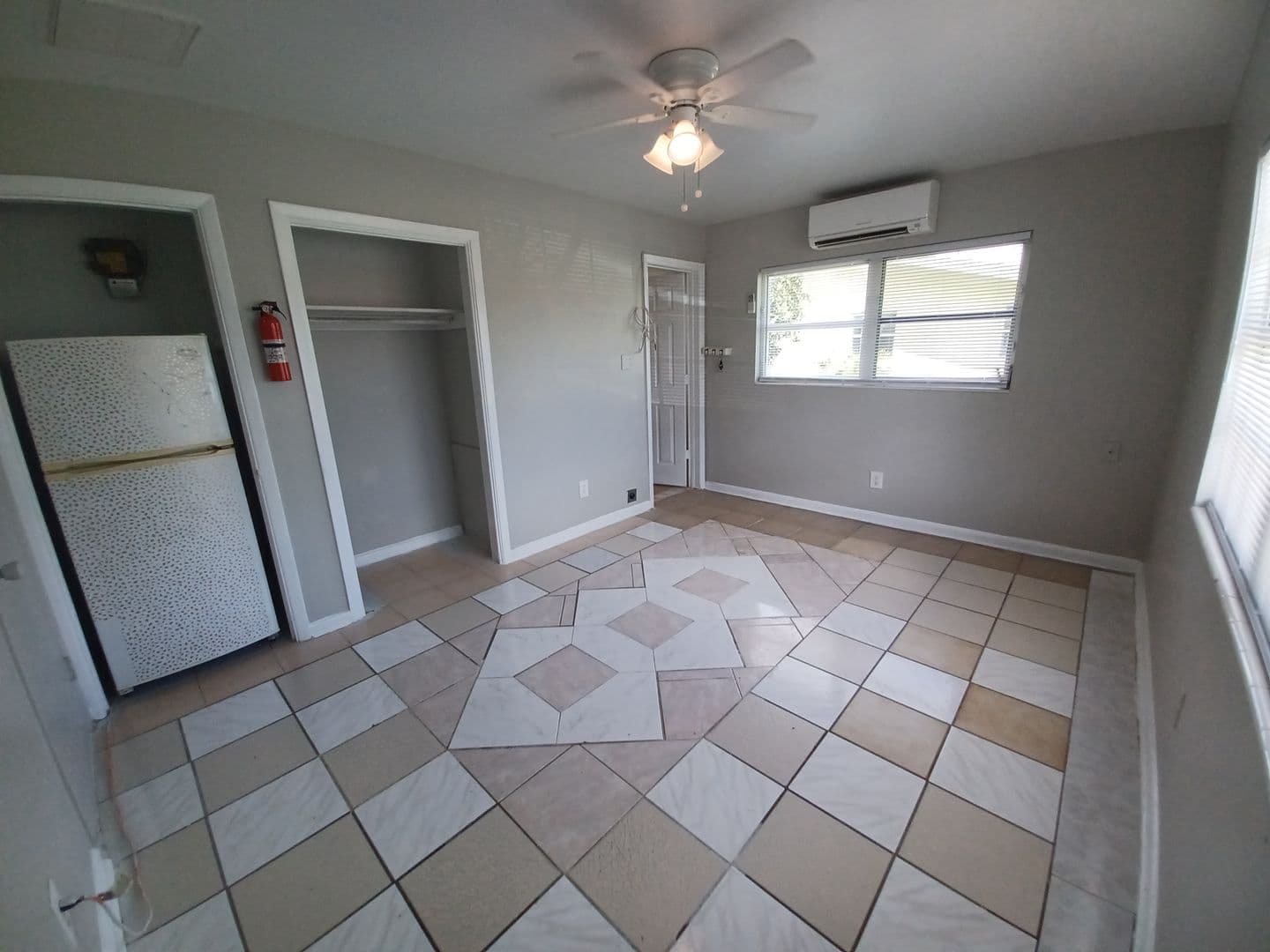 Cape Coral Apartment: 4970 Vincennes ST