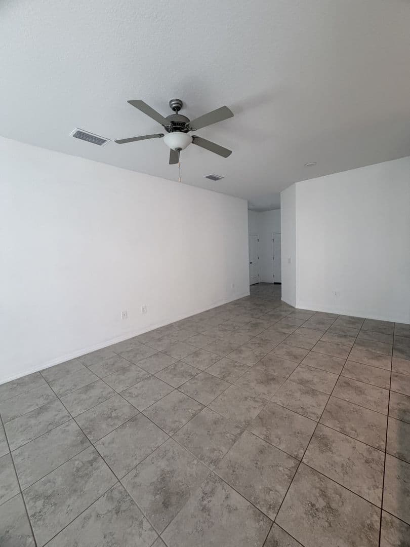 Cape Coral House: 328 Jacaranda Pkwy E