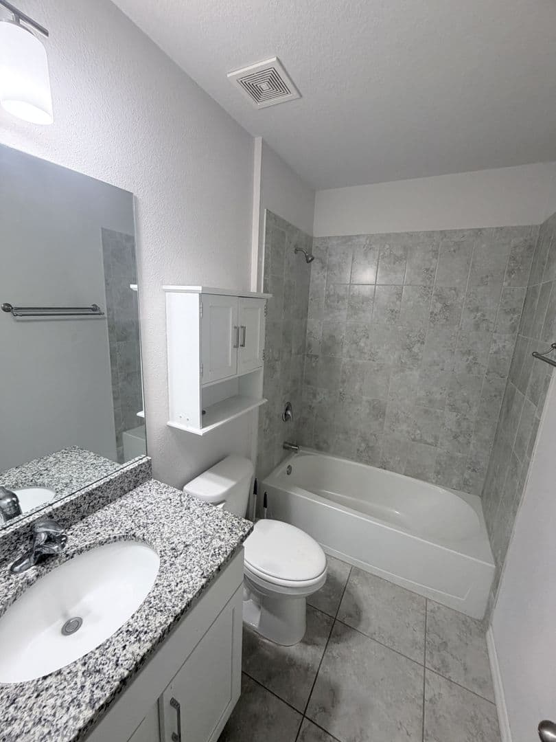 Cape Coral House: 328 Jacaranda Pkwy E