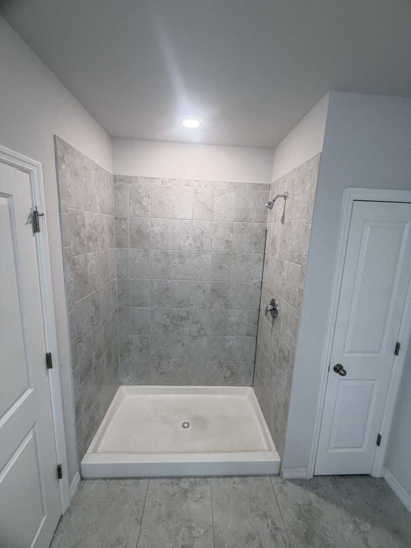 Cape Coral House: 328 Jacaranda Pkwy E
