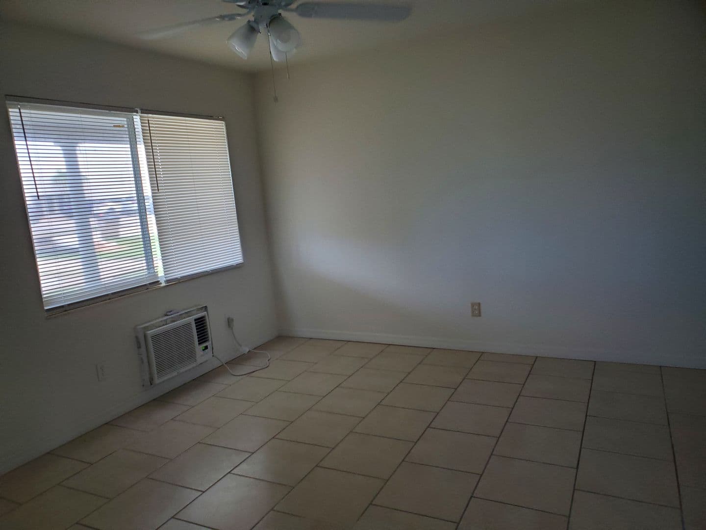 Cape Coral Apartment: 1316 Miramar St
