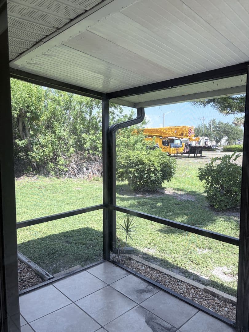 Cape Coral Apartment: 708 SE 47th St