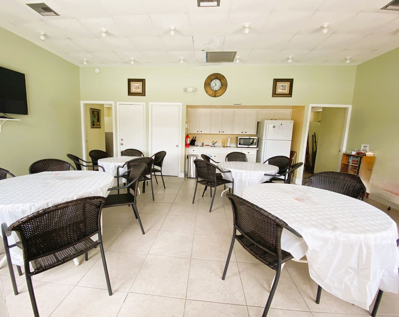 Port Charlotte House: 2000 Forrest Nelson Blvd #G2