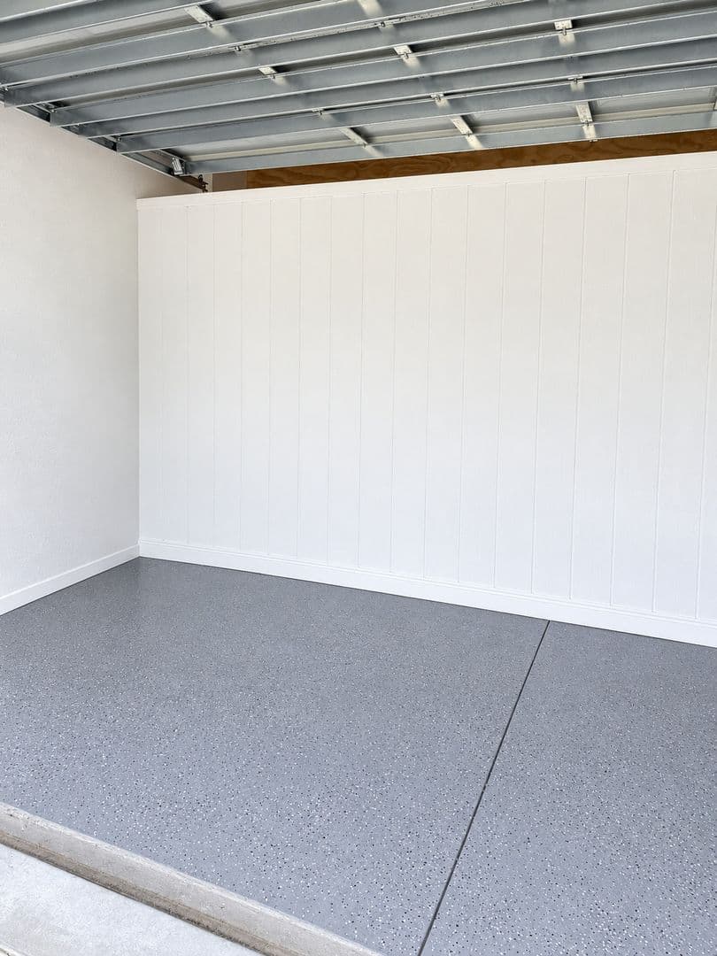 Tampa House: 1726 W Powhatan Ave