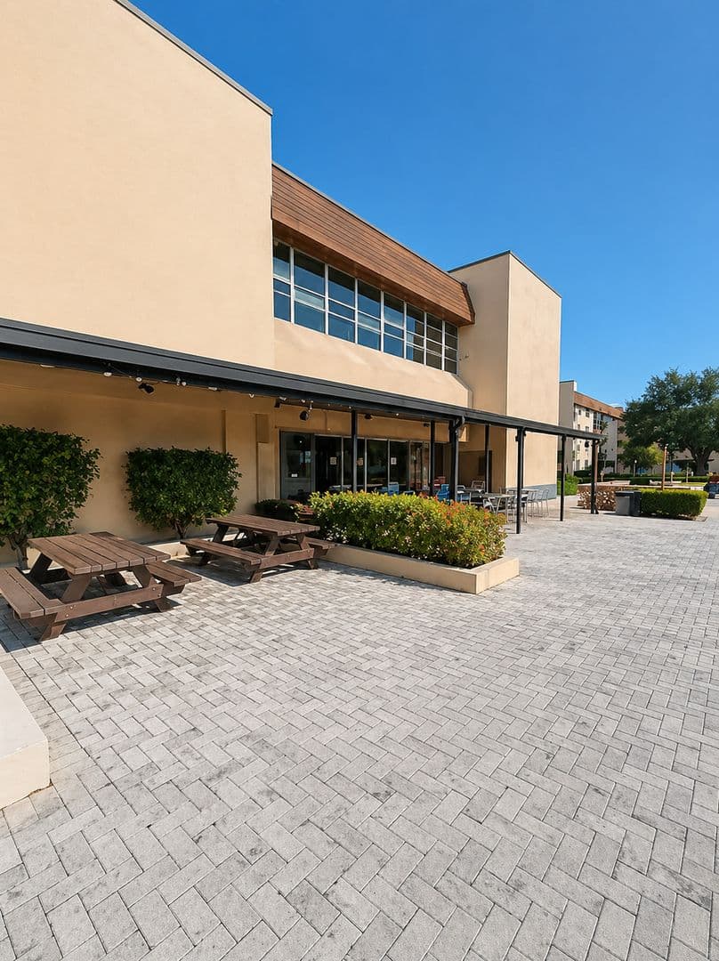 Tampa Condo: 5820 N Church Ave, Unit 112
