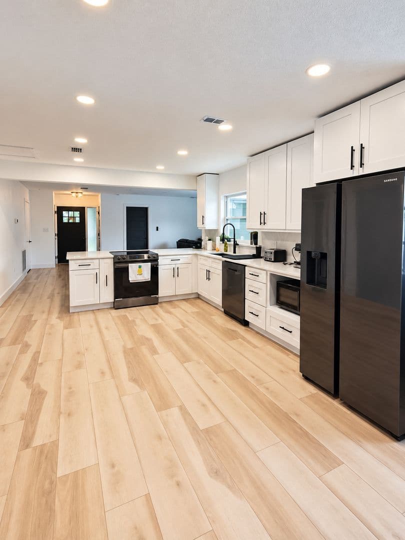 Brandon House: 1410 Highview Rd
