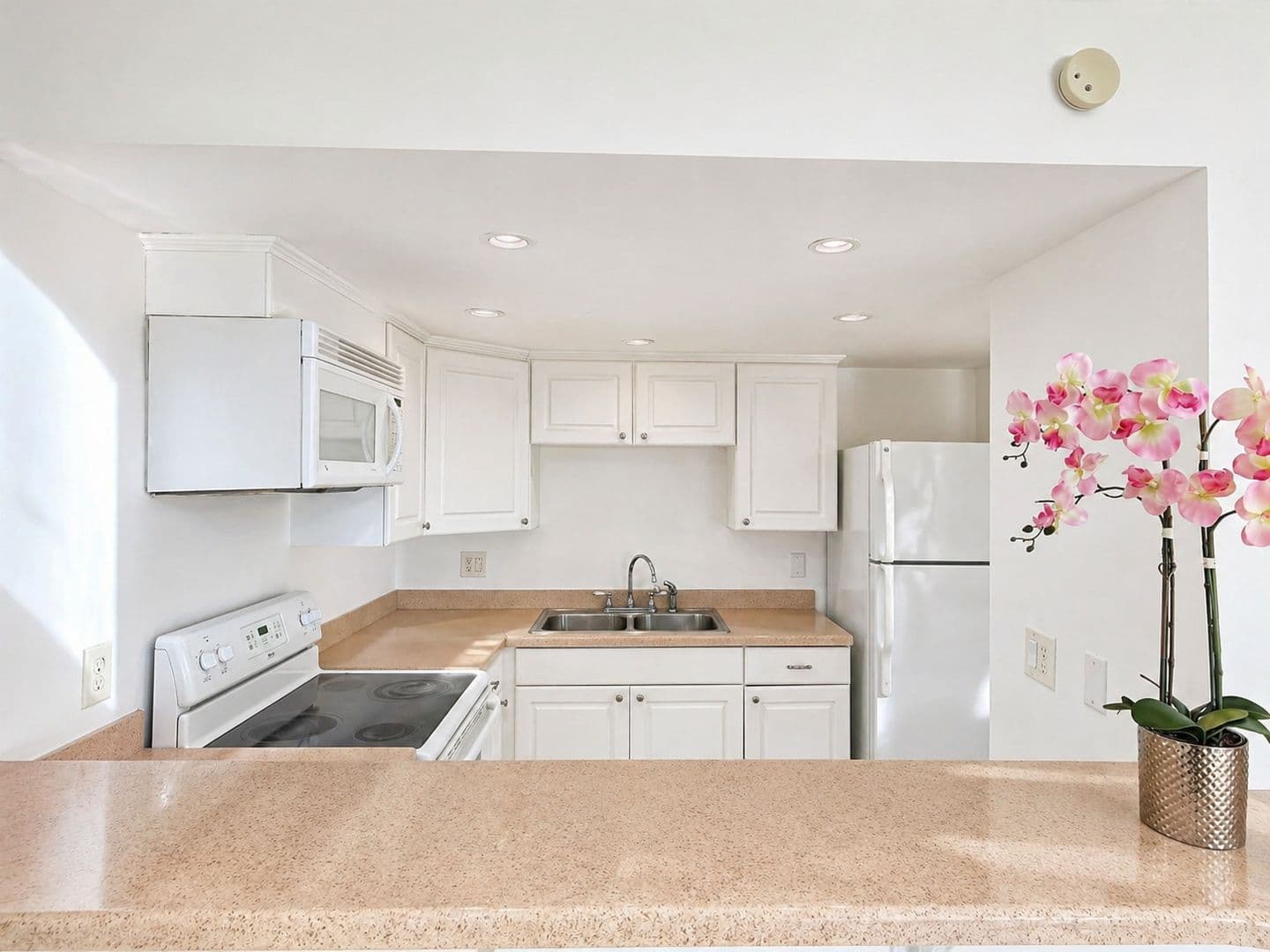 Tampa Condo: 5820 N Church Ave, Unit 112