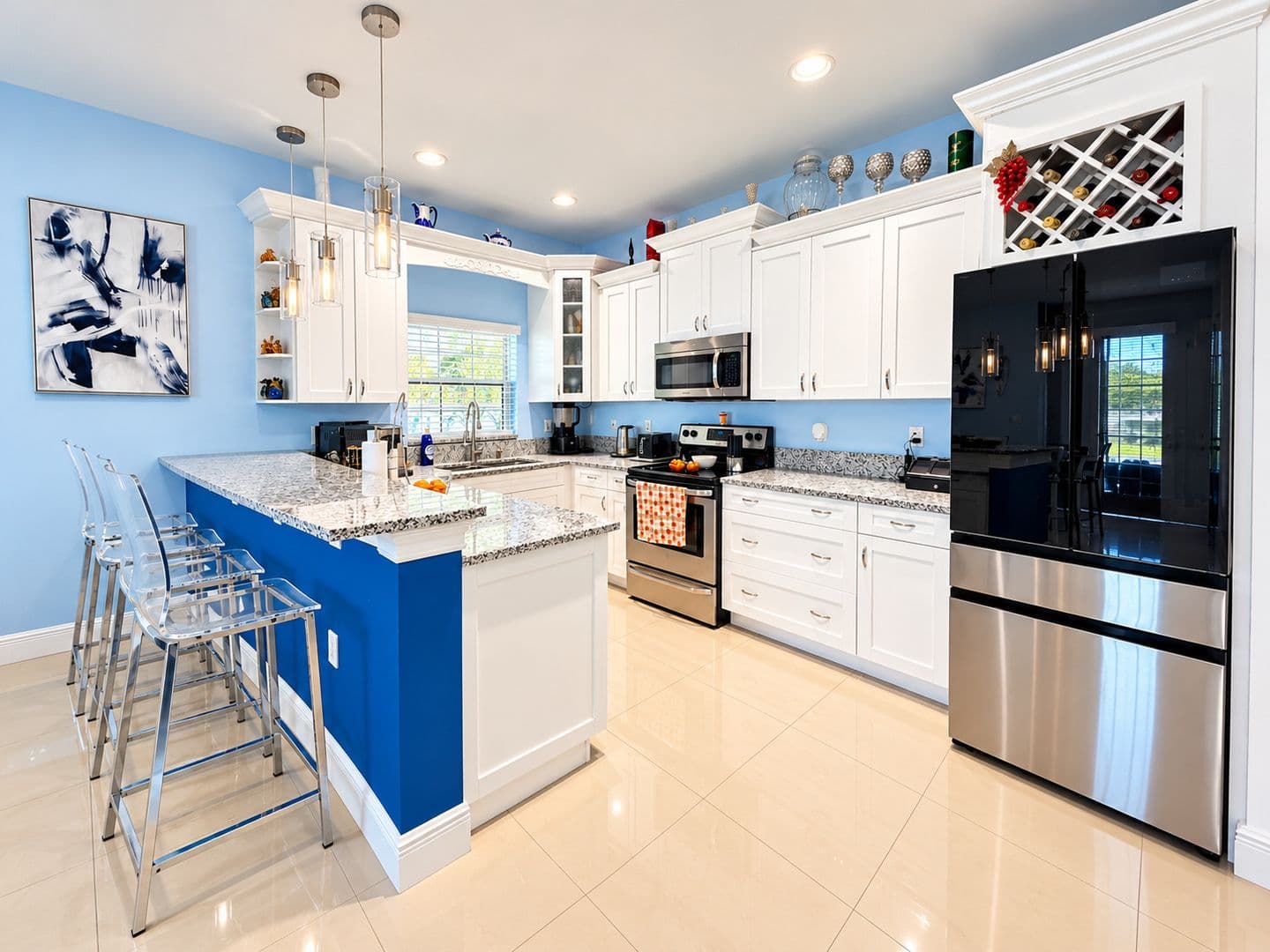 Tampa House: 1726 W Powhatan Ave