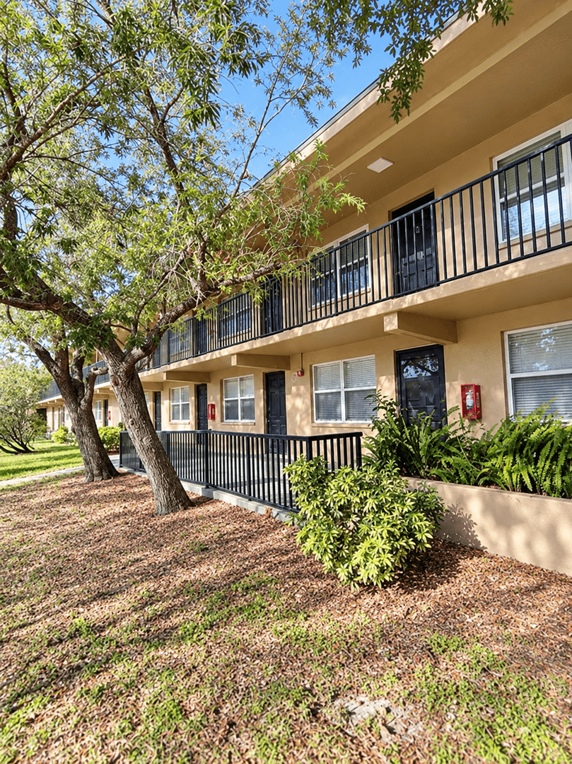 Clearwater Condo: 2500 Harn Blvd, # F26