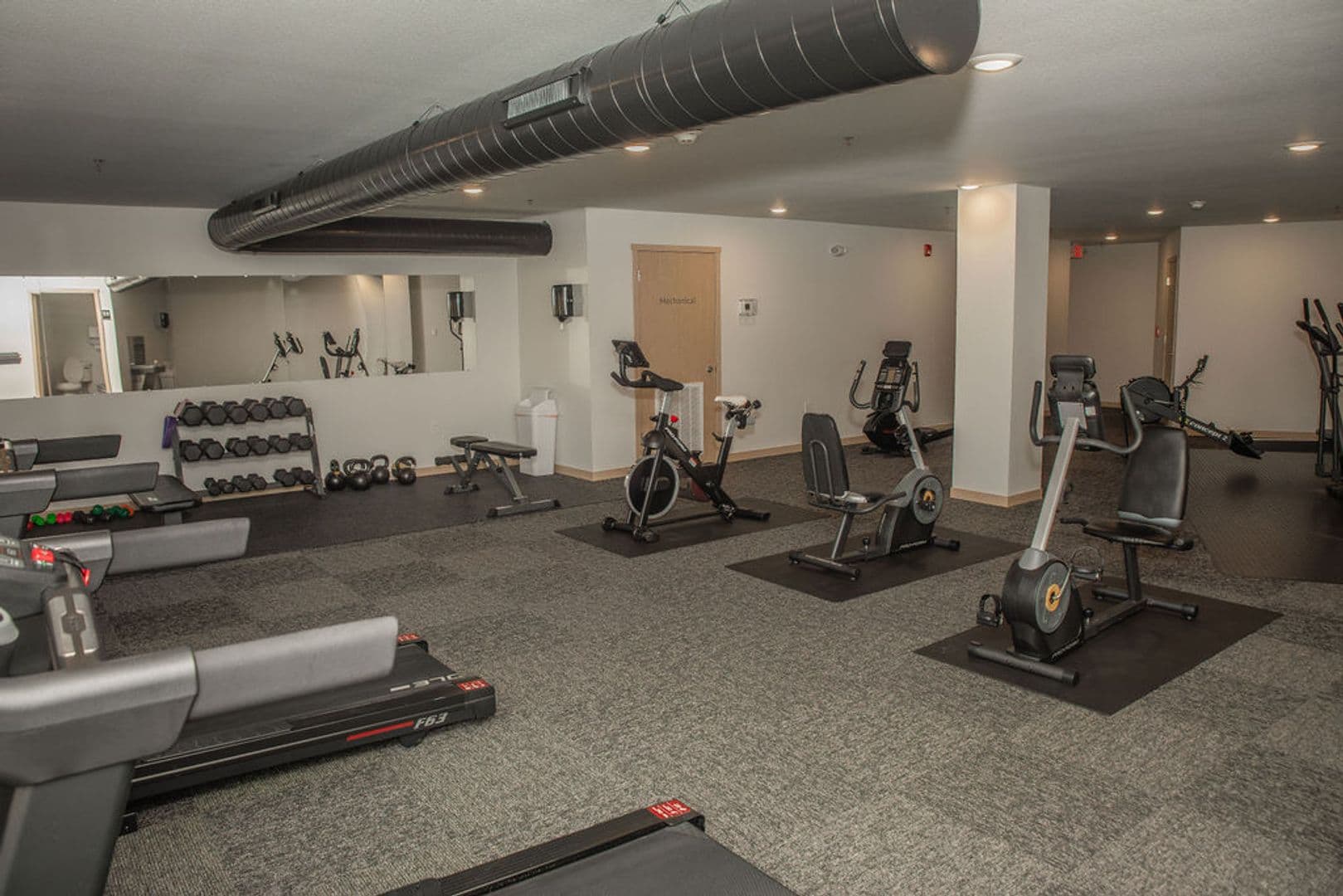 Onalaska Apartment: 435 Century Pl.