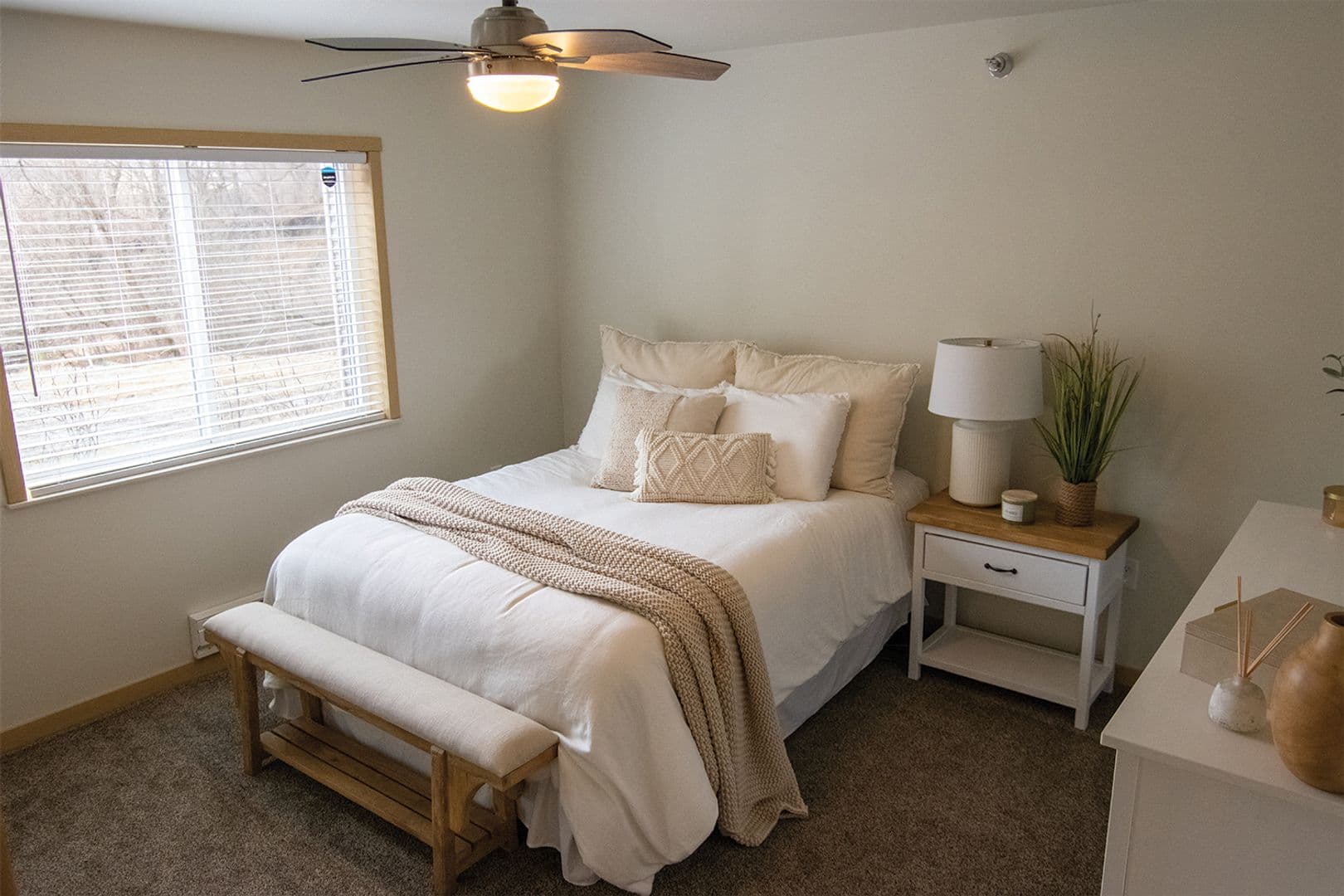 Onalaska Apartment: 9522 & 9530 E 16 Frontage Rd.