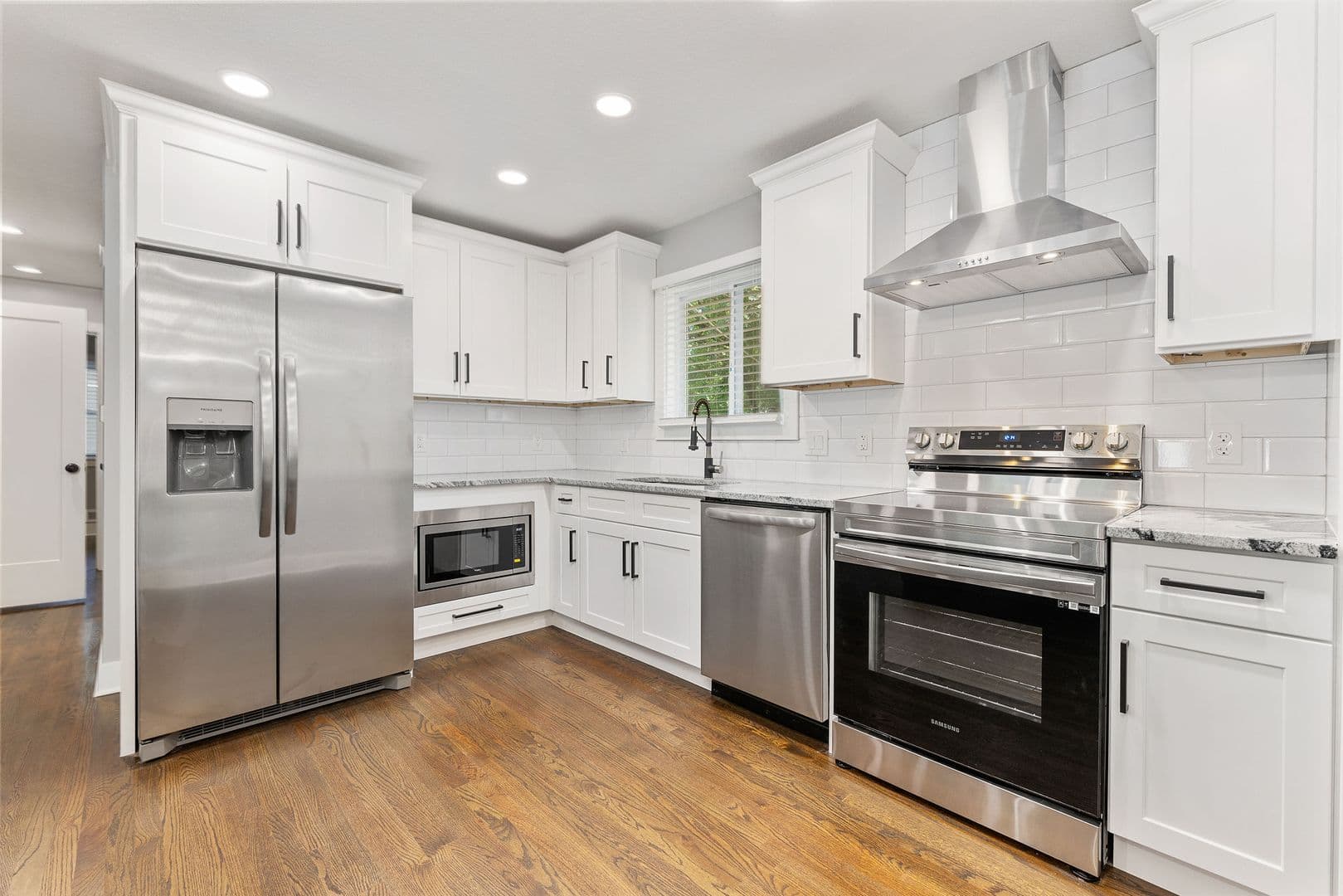 Overland Park House: 7615 W. 95th Terr