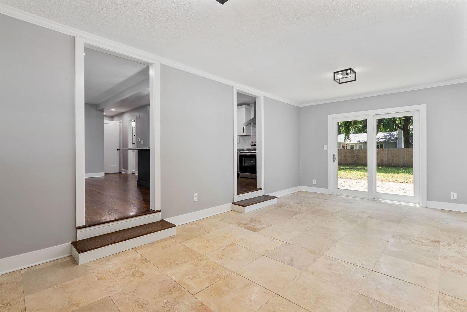 Overland Park House: 7615 W. 95th Terr