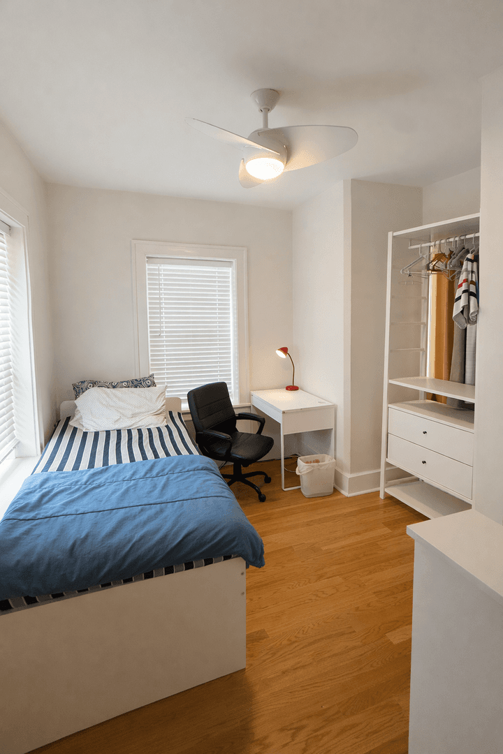 Kansas City Condo: 4434 Mill Creek Parkway