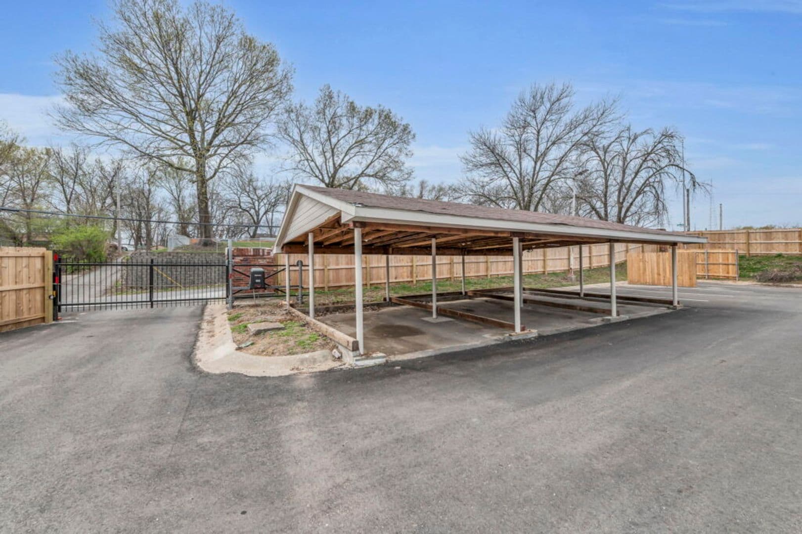 Kansas City Apartment: 1500 E. 29th Street