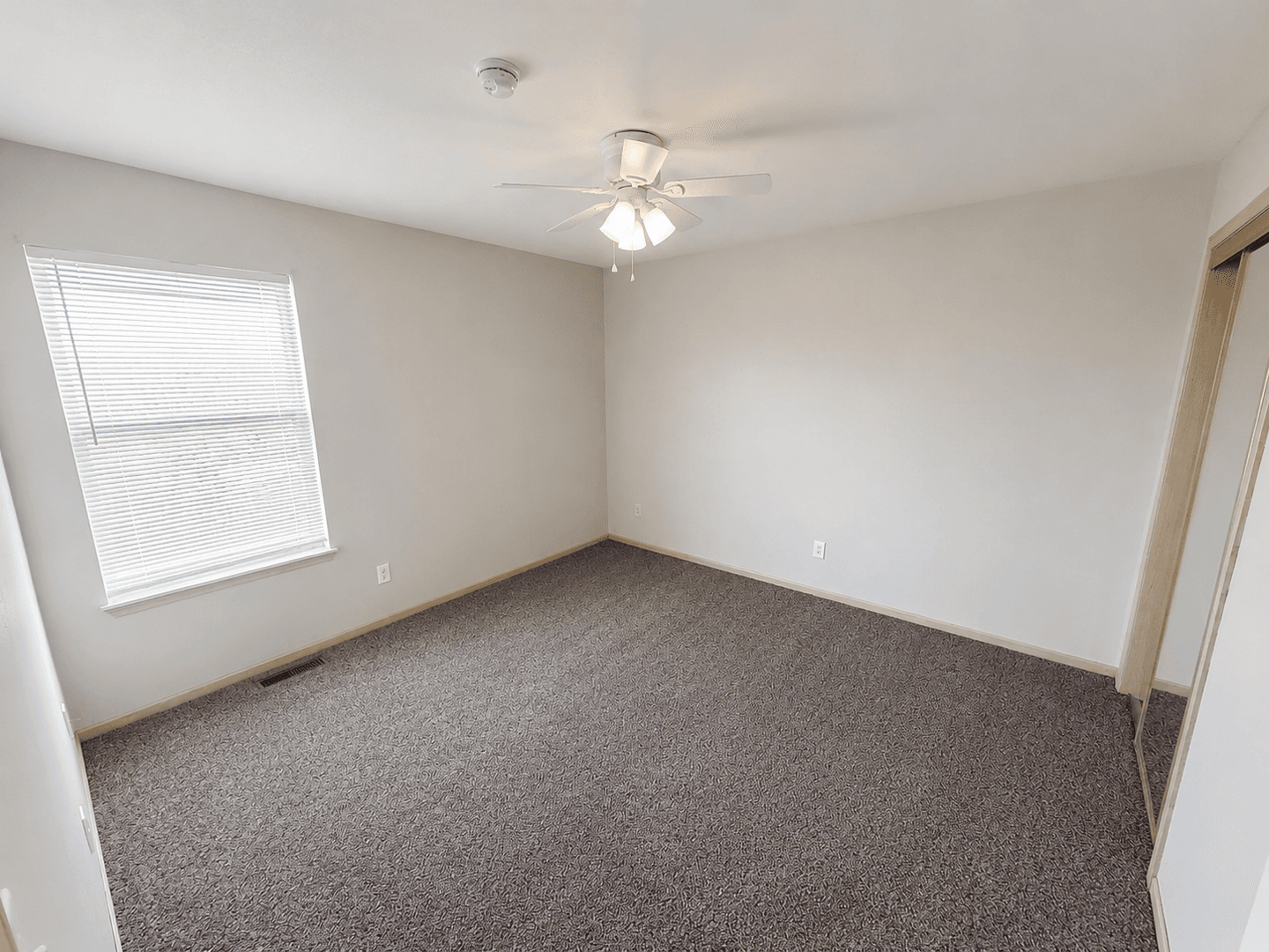 Platte City Townhome: 1810-1914 Century Hill