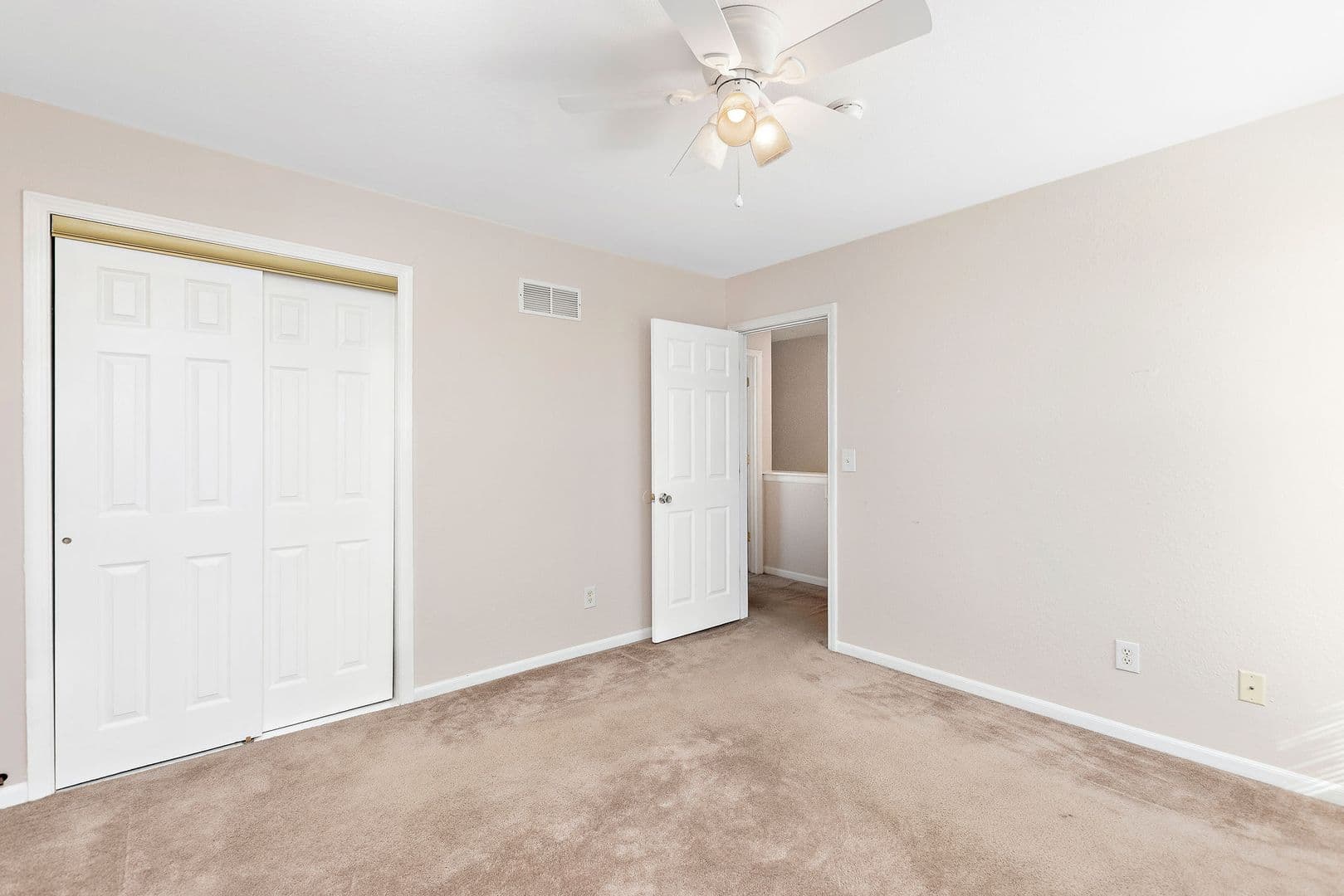 Platte City Townhome: 1810-1914 Century Hill