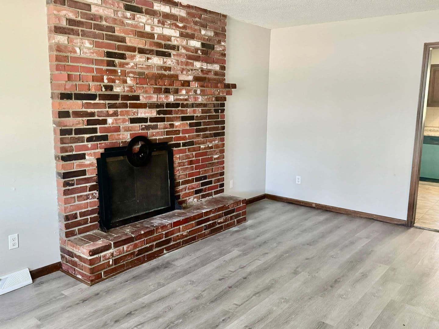 Raytown Apartment: 5404-5406 Ditzler Ave