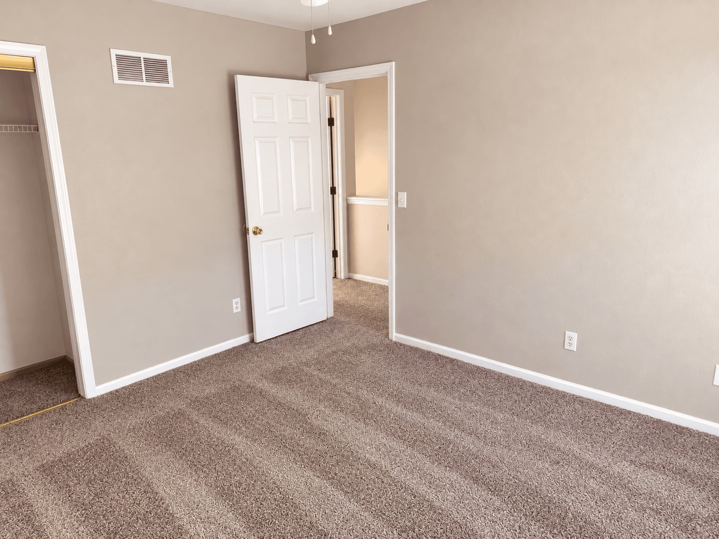 Platte City Townhome: 1810-1914 Century Hill