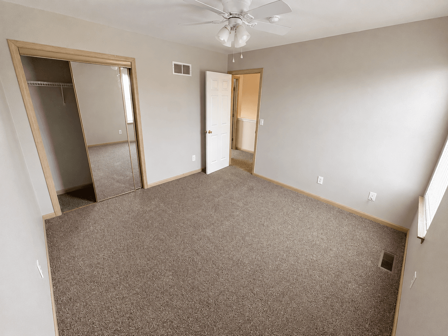 Platte City Townhome: 1810-1914 Century Hill