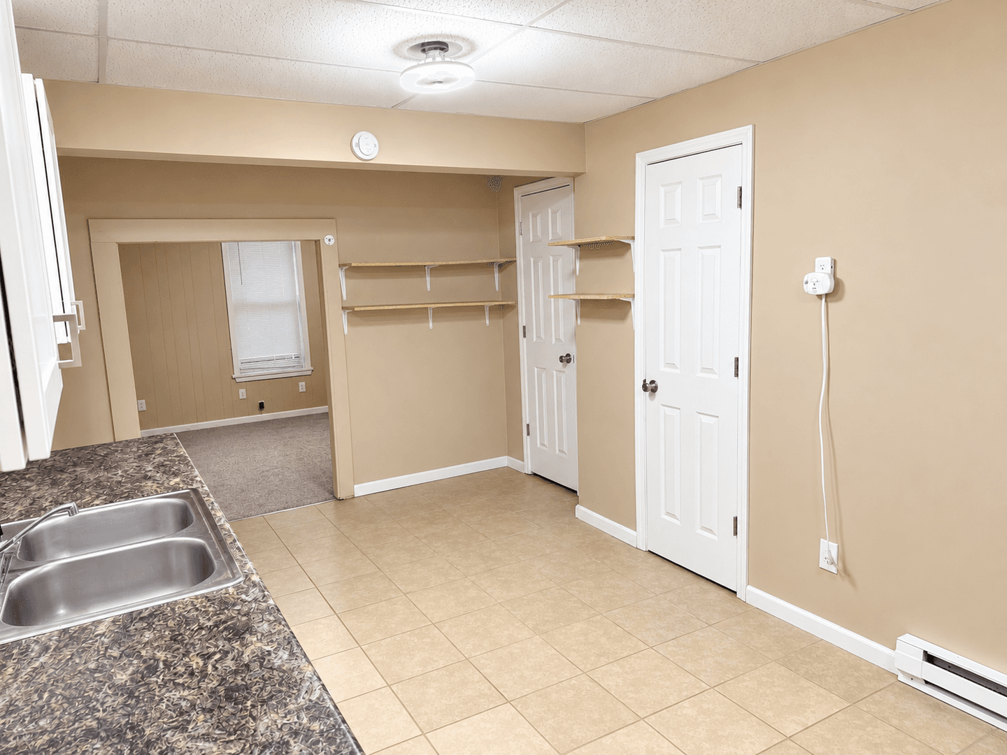 St. Joseph Apartment: 2102-2104 Messanie St.
