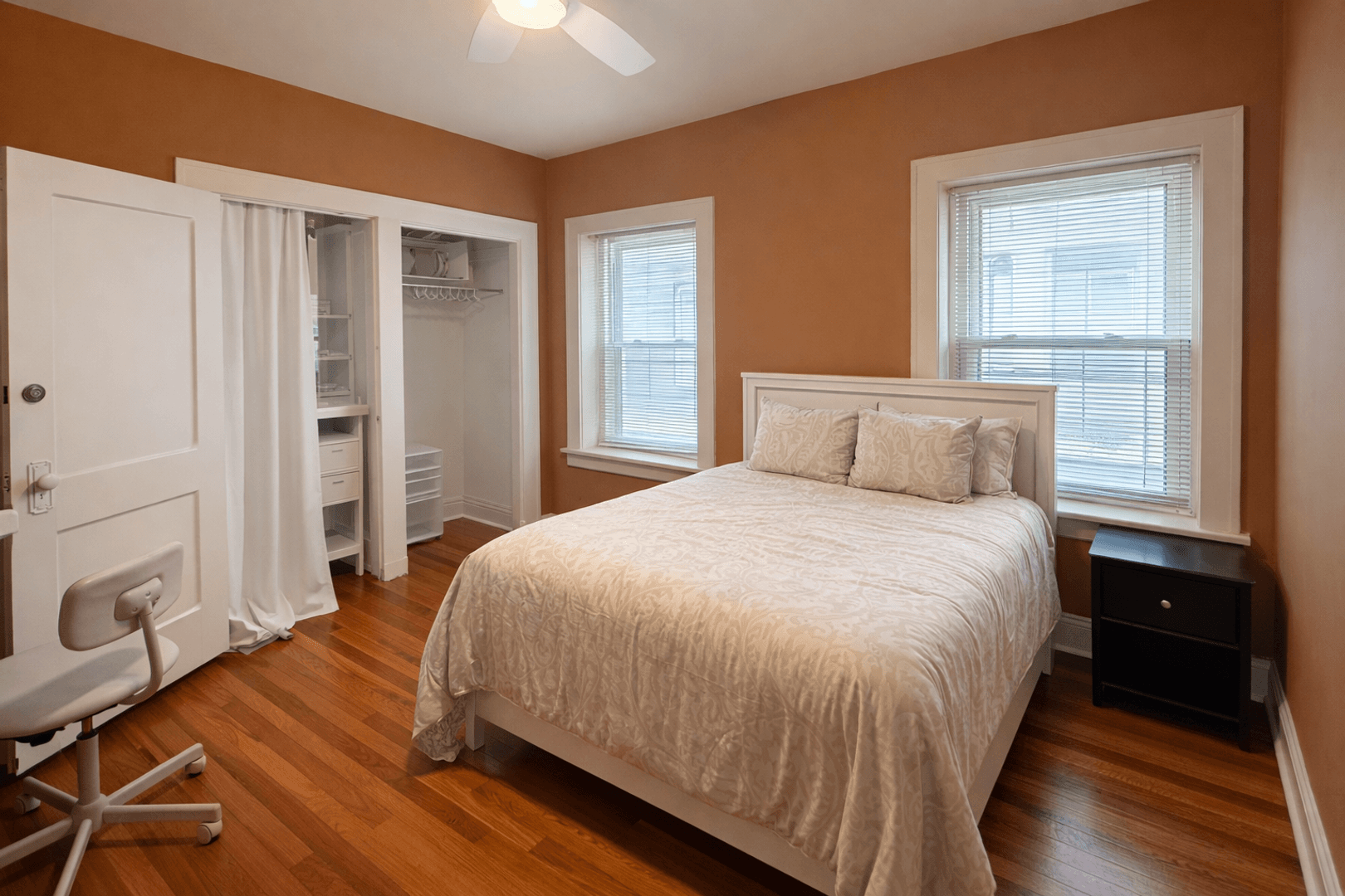 Kansas City Condo: 4434 Mill Creek Parkway
