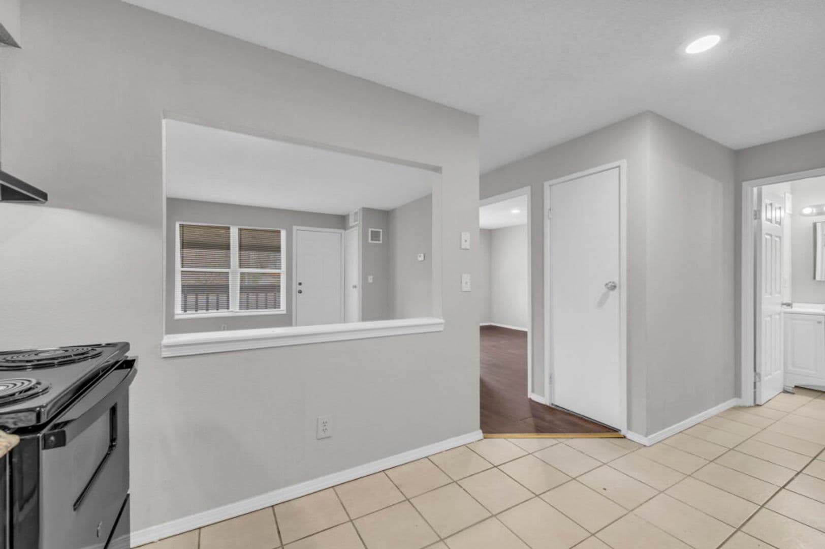 Kansas City Apartment: 1500 E. 29th Street