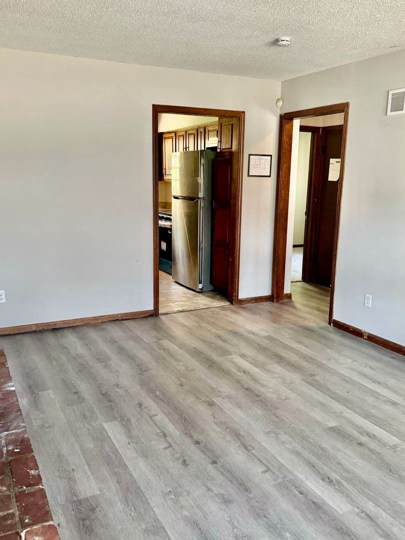 Raytown Apartment: 5404-5406 Ditzler Ave