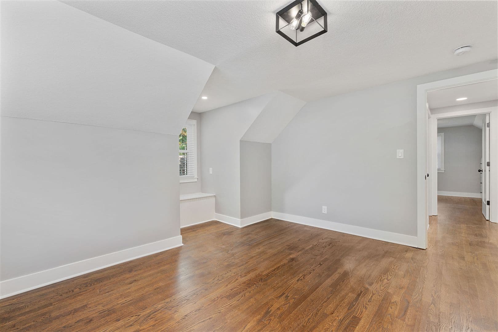 Overland Park House: 7615 W. 95th Terr