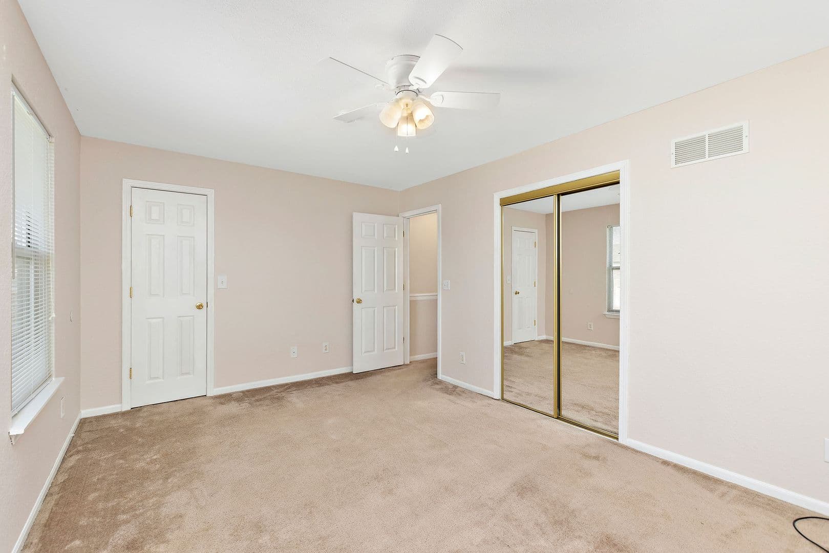 Platte City Townhome: 1810-1914 Century Hill