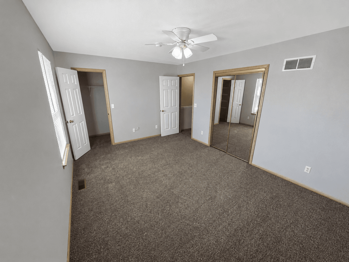 Platte City Townhome: 1810-1914 Century Hill